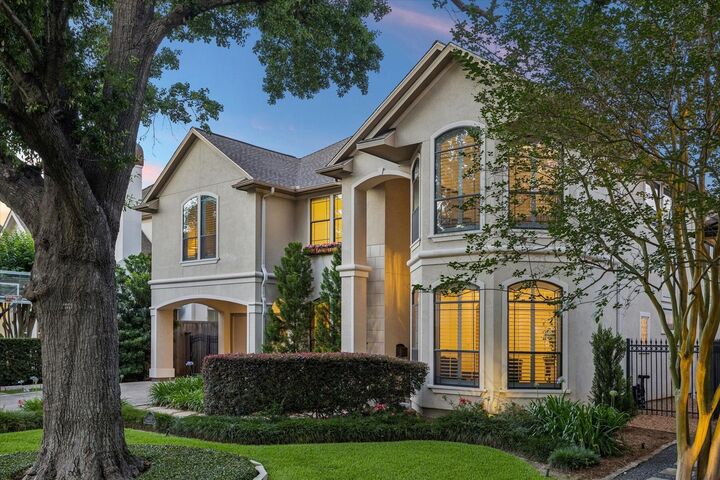 Property Photo:  3411 Banbury Place  TX 77027 