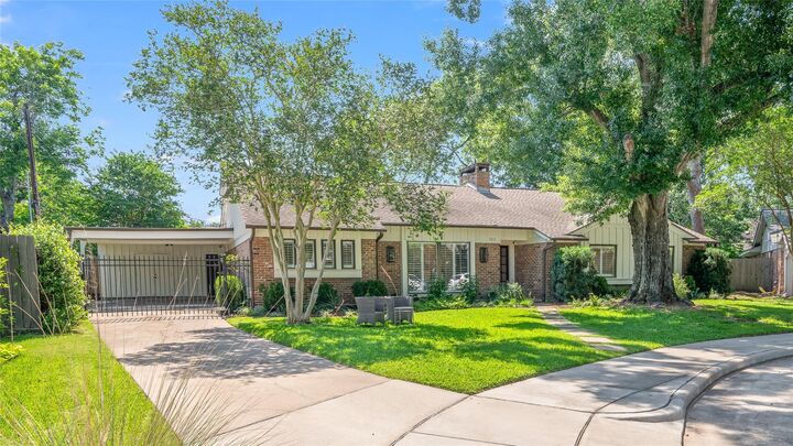 Property Photo:  7815 Fairdale Lane  TX 77063 
