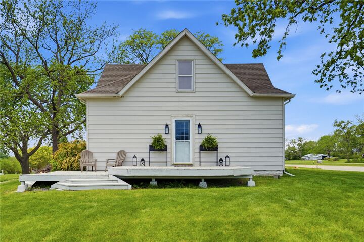 Property Photo: 31168 Ashworth Road IA 50263