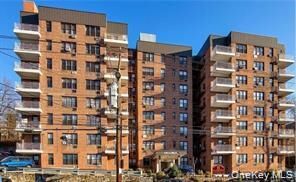 Property Photo: 678 Warburton 3B NY 10701