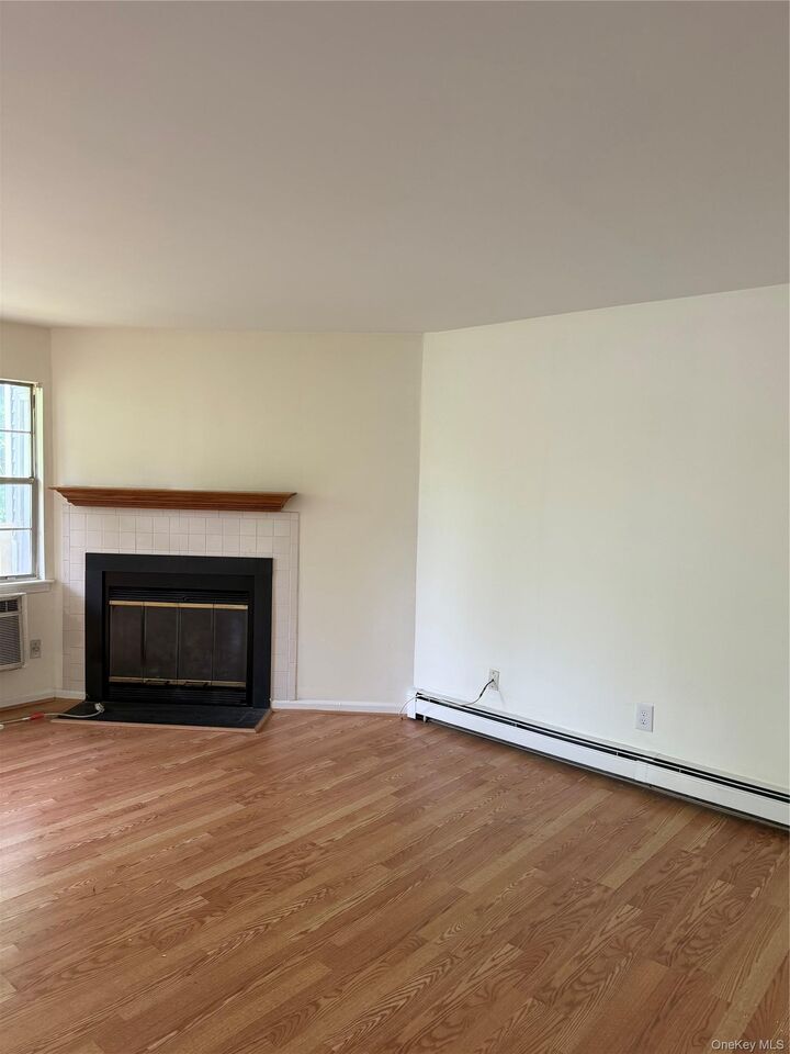 Property Photo: 2 Lexington Hill 10 NY 10926