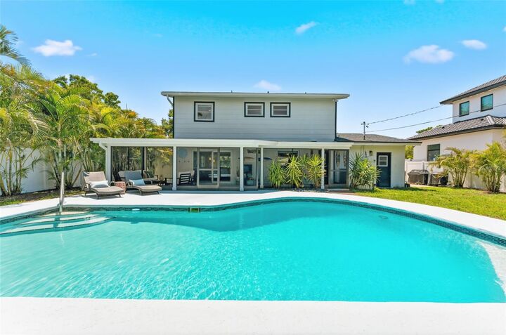Property Photo:  2701 67th Way N  FL 33710 