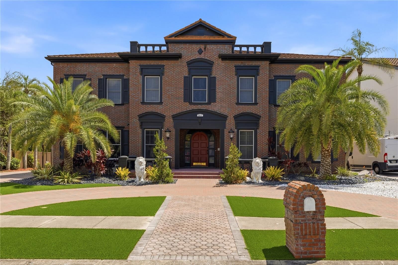 Property Photo:  3017 Oakmont Drive  FL 33761 