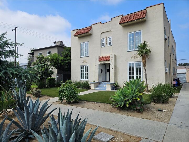 Property Photo:  743 S Chevy Chase  CA 91205 