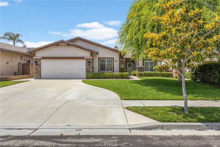 Property Photo:  33343 Manning  CA 92399 