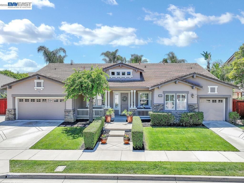 Property Photo:  1660 Albani Pl  CA 94513 