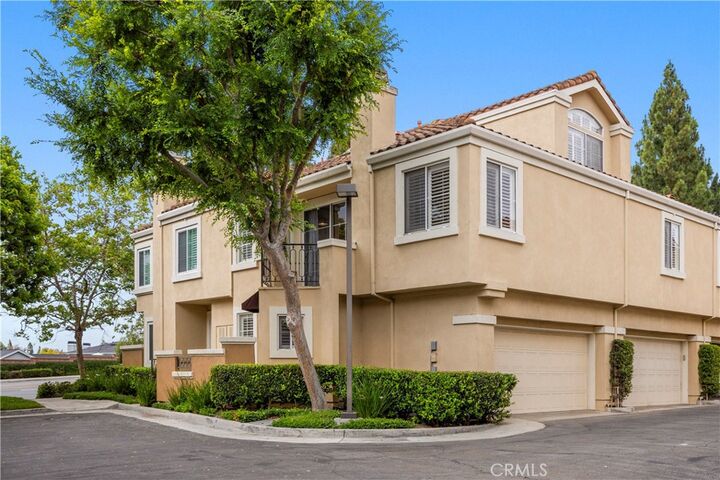 Property Photo:  12 Opera  CA 92656 