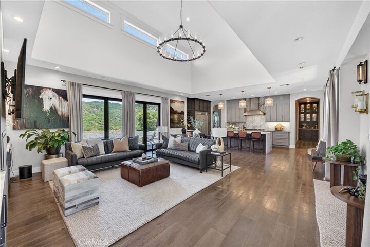 Property Photo: 43843 Mountain Run CA 92590
