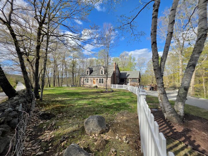 Property Photo: 319 N Raymond Road ME 04071