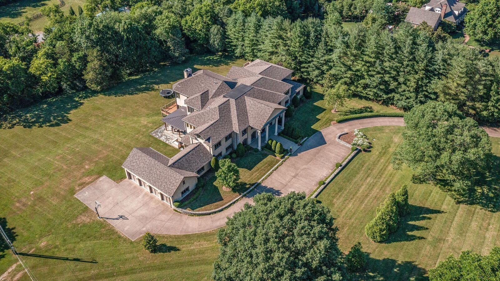 Property Photo:  6261 Hillsboro Pike  TN 37215 