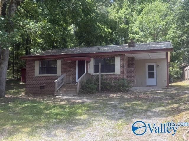 Property Photo:  303 Cromwell Avenue  AL 35903 