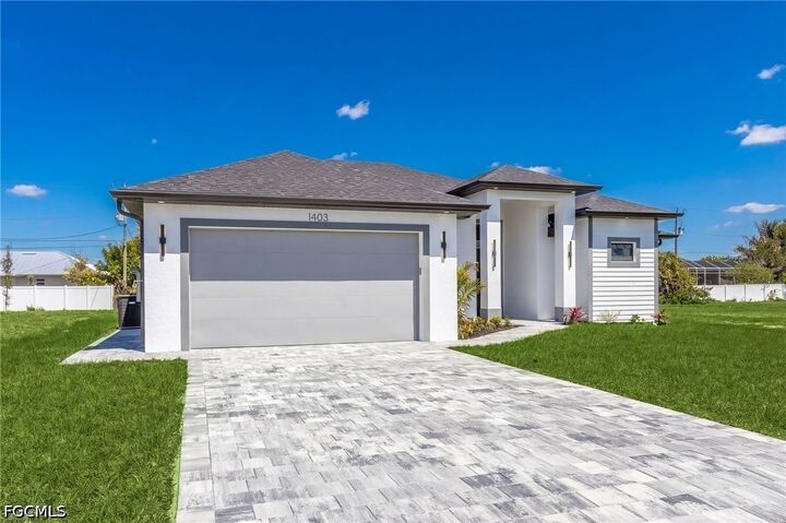 Property Photo:  1506 NE 17th Terrace  FL 33909 