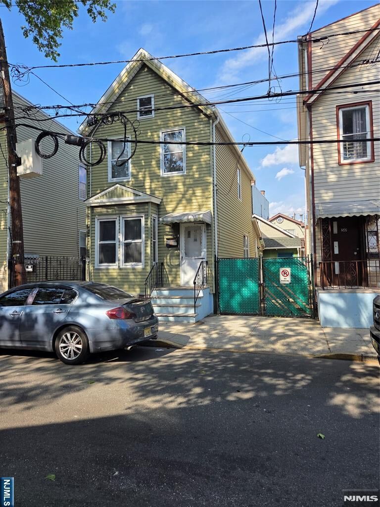 Property Photo:  48 Lentz Avenue  NJ 07105 
