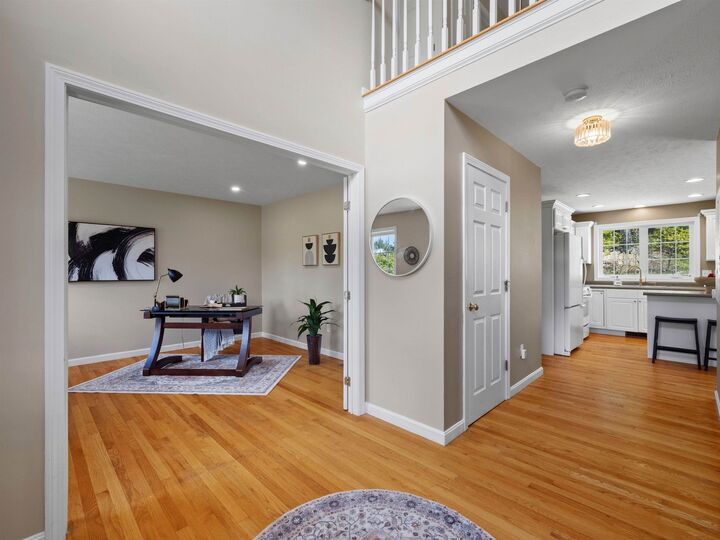 Property Photo: 28 Bradford Circle NH 03051