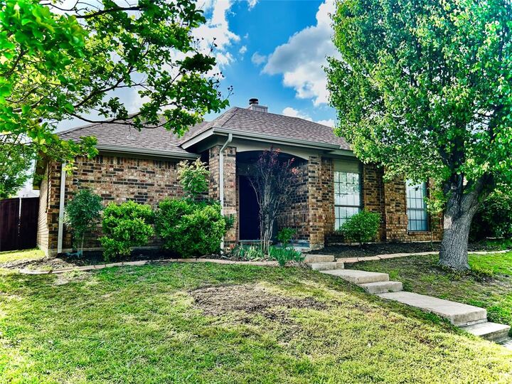 Property Photo:  2246 Arbor Creek Drive  TX 75010 