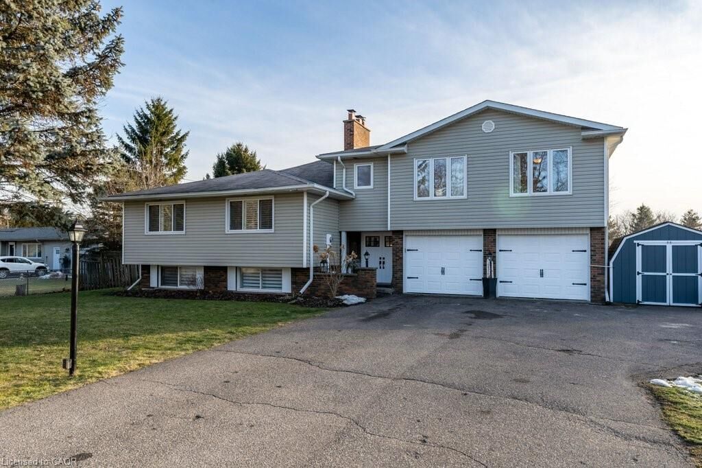 Property Photo:  9793 Dickenson Road W  ON L0R 1W0 