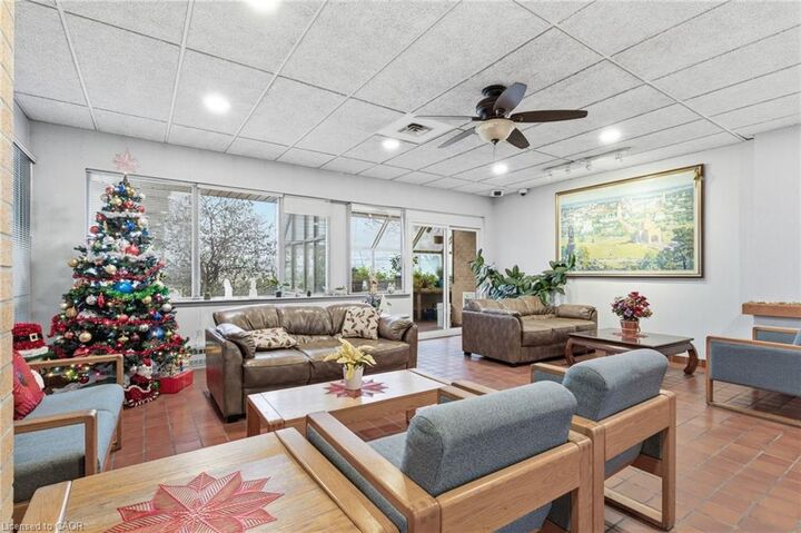 Property Photo:  18 Mall Road 412  ON L8V 4V4 
