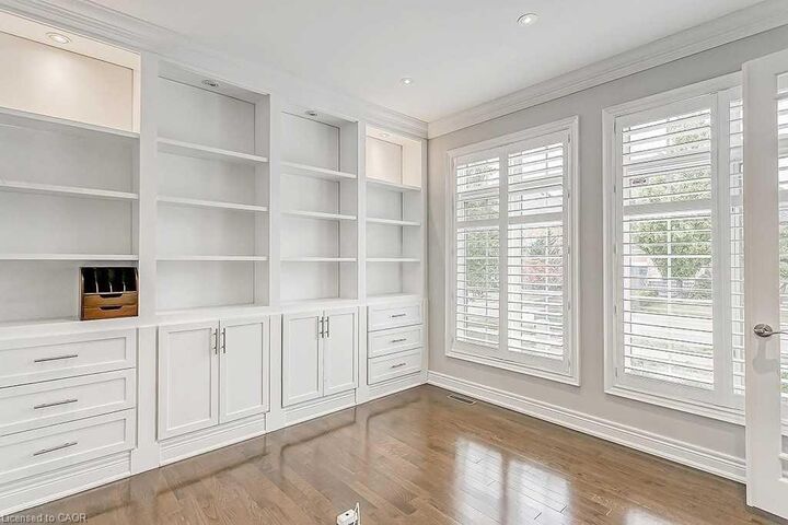 Property Photo:  2384 Rock Point Drive  ON L6H 7V3 