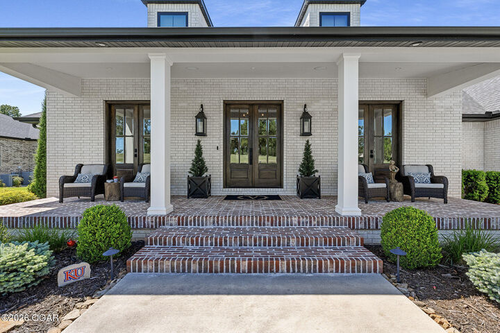Property Photo: 312 Copper Oaks Drive MO 64834