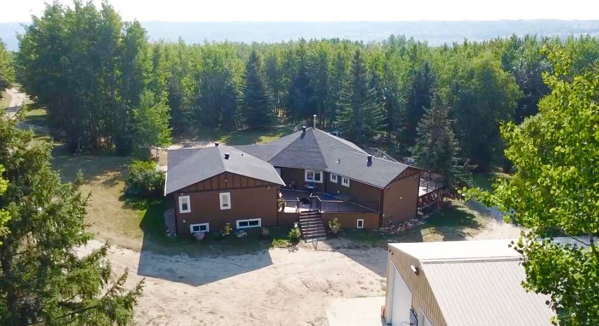 Property Photo: 703010 Range Road 63 AB T8W 5J9