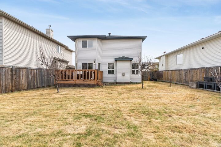 Property Photo: 118 Williams Place AB T9H 5R2