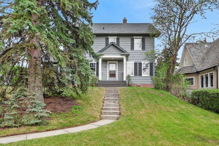 Property Photo: 1439 Shelbourne Street SW AB T3C 2L1