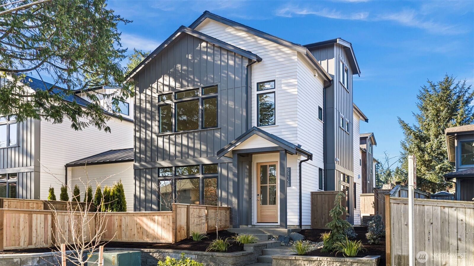 Property Photo:  9309  132nd Avenue NE  WA 98033 