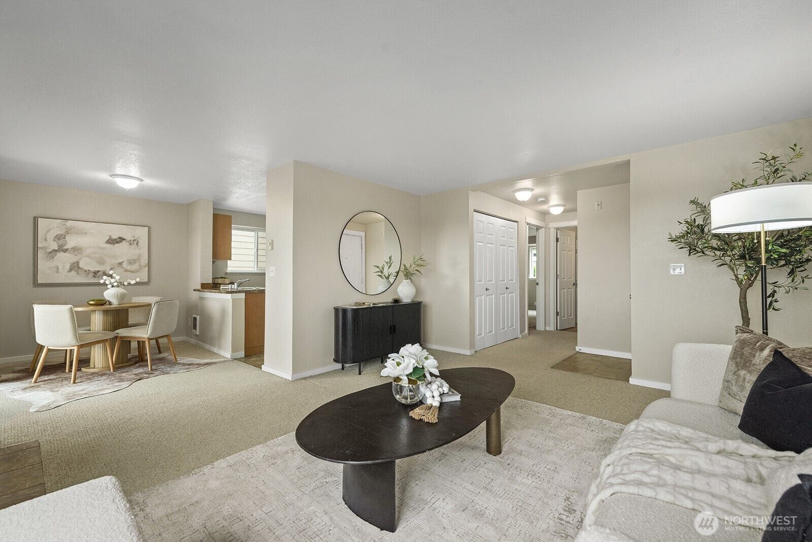 Property Photo: 3815 SE 131st Lane SE H-16 WA 98006