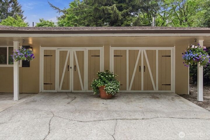 Property Photo:  18506 SE 294th Street  WA 98042 