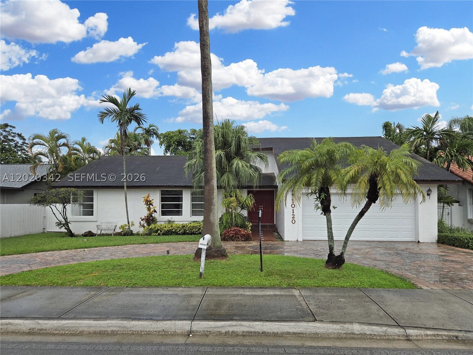 Property Photo:  10120 SW 127th Ave  FL 33186 