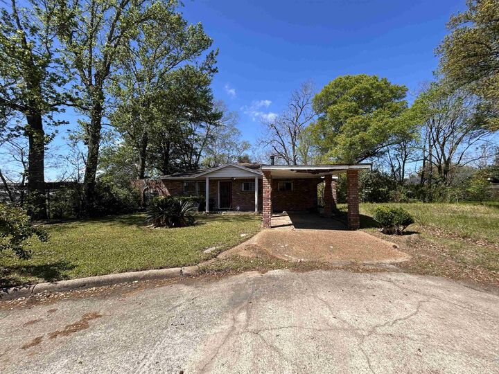 Property Photo:  4550 Winston  TX 77705 