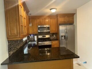 Property Photo:  433 Blake Street 433  CT 06515 