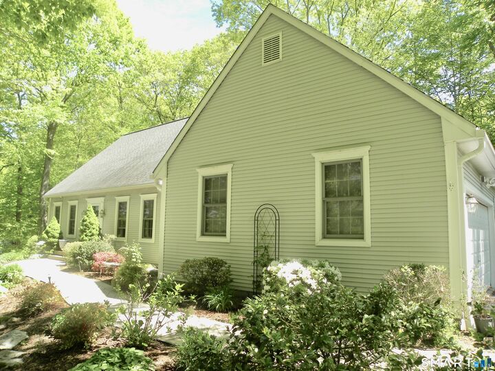 Property Photo: 380 Dennison Ridge CT 06040