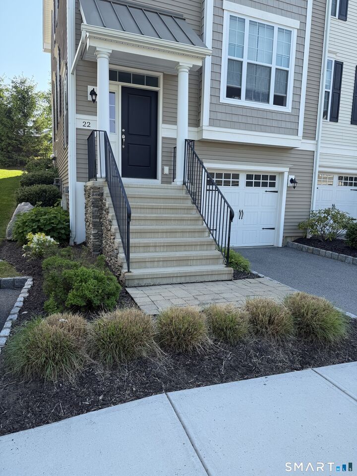 Property Photo: 22 Moorland Drive 22 CT 06810
