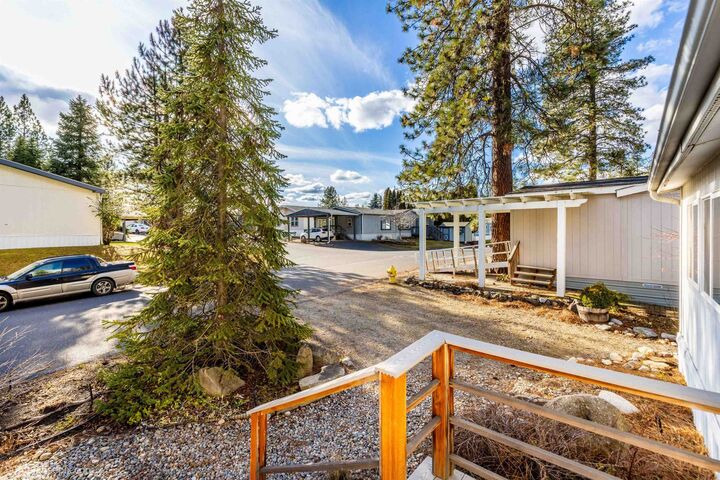 Property Photo:  3103 E Vicksburg Ln  WA 99021 