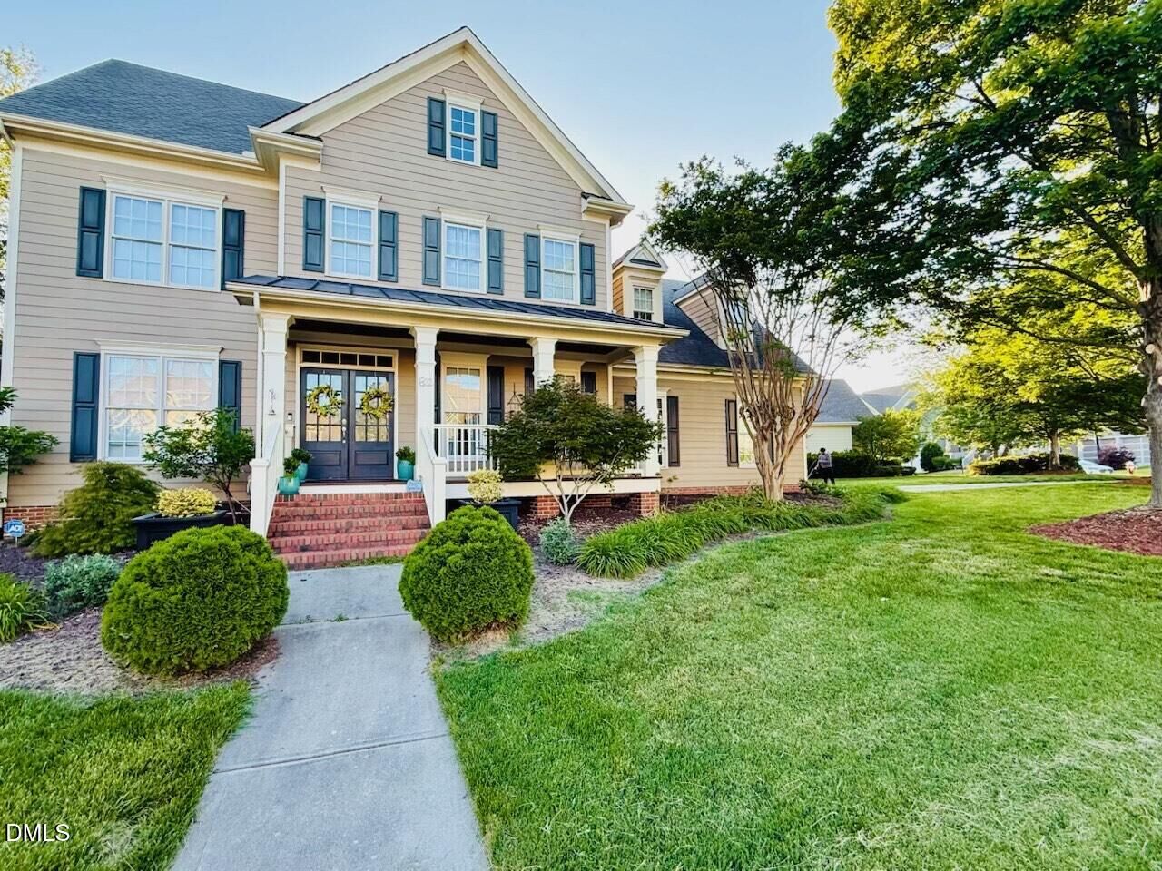 Property Photo: 622 Mercer Grant Drive NC 27519