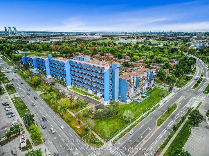 Property Photo: 4645 Jane Street 1205 ON M3N 2K9