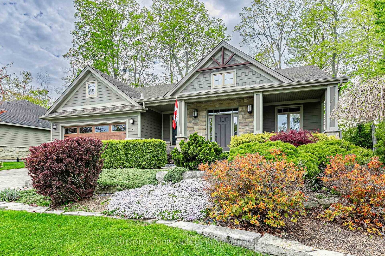 Property Photo: 4 Hayter Drive ON N0M 1T0