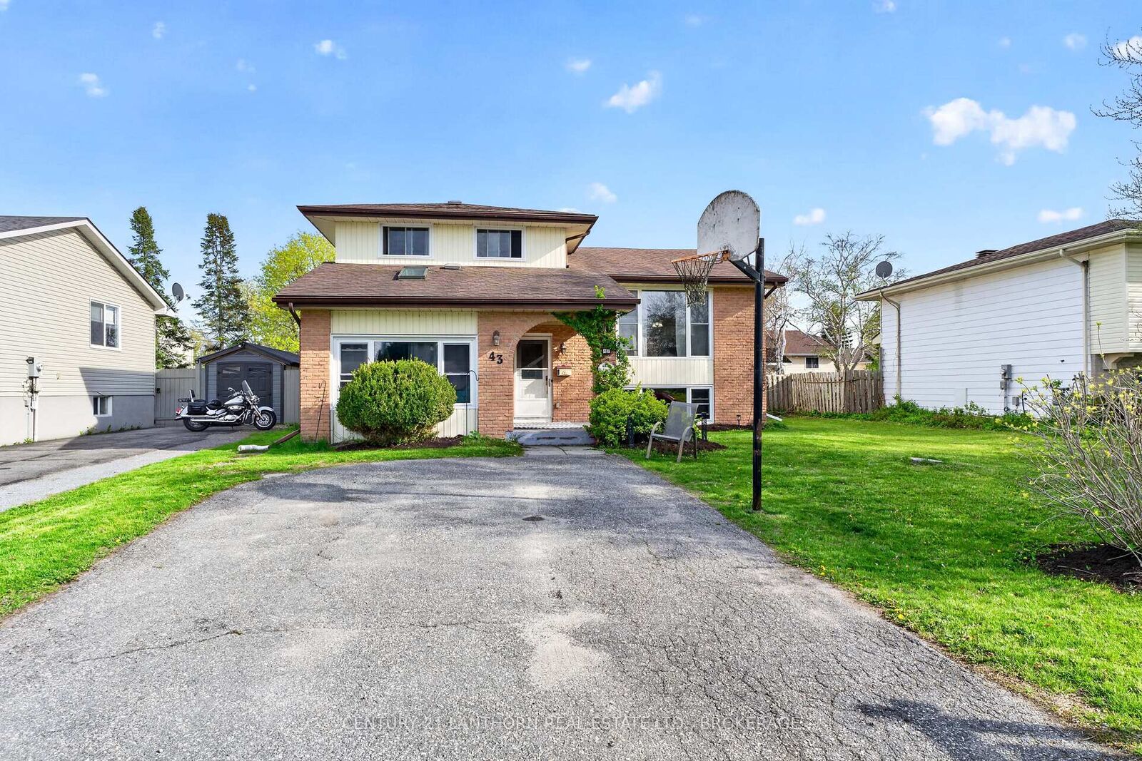 Property Photo: 43 Mortensen Drive ON K7N 1W2