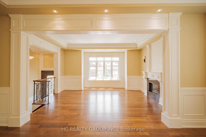Property Photo: 218A Holmes Avenue ON M2N 4N1