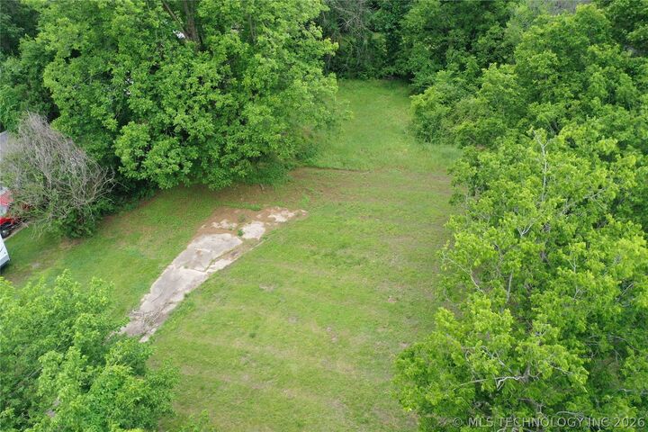 Property Photo:  701 S 30th Street  OK 74401 