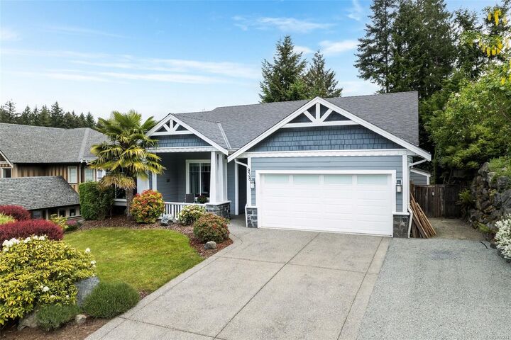 Property Photo:  938 Deloume Rd  BC V0R 2P1 