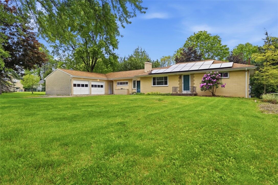 Property Photo:  1806 Ferguson Rd  PA 15101 