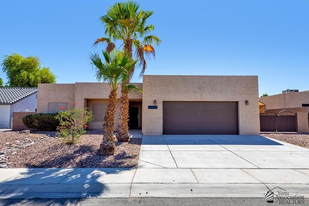 Property Photo: 10781 S Monterrey Way AZ 85367