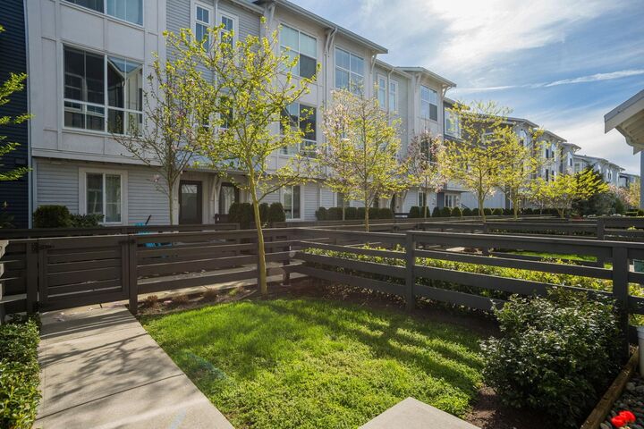 Property Photo: 4716 Orca Way 11 BC V4M 4G4