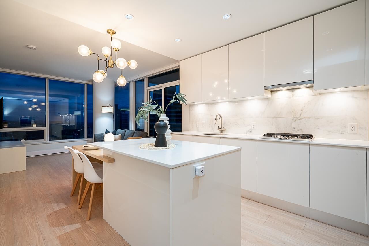 Property Photo:  4510 Halifax Way 5703  BC V5C 0K4 