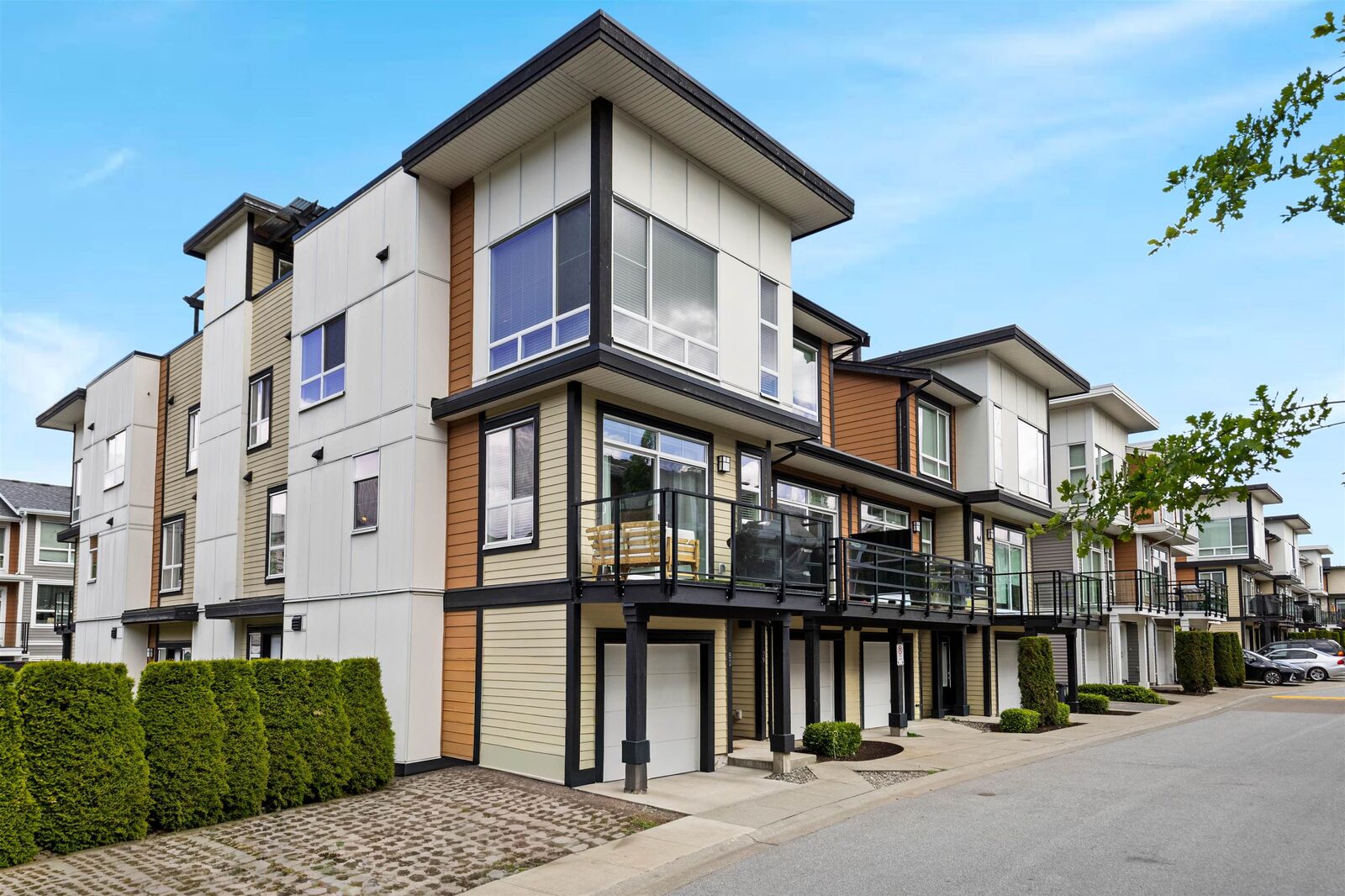 Property Photo: 20857 77A Avenue 80 BC V2Y 0W7