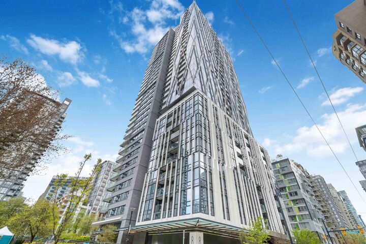 Property Photo:  1111 Richards Street 1305  BC V6B 0S3 