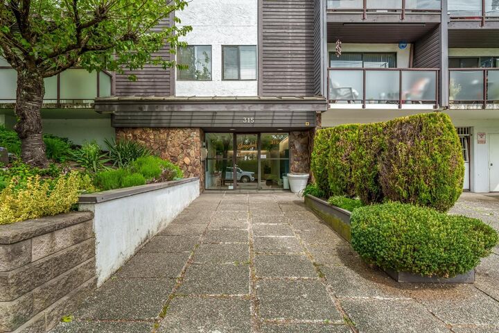 Property Photo:  315 Tenth Street 301  BC V3M 3Y2 