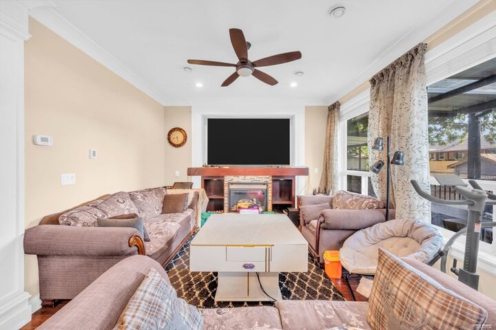 Property Photo: 7423 115 Street BC V4C 5M6